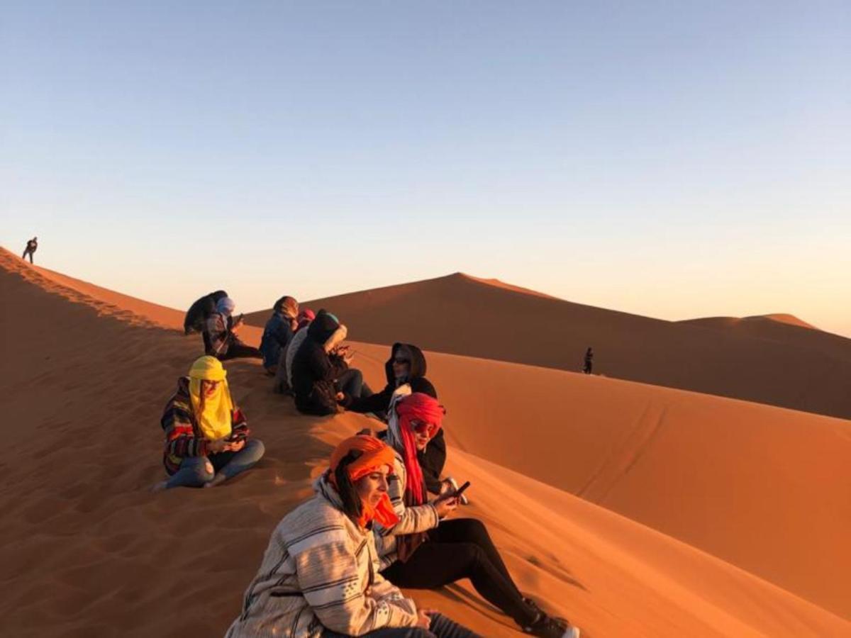 Fabulous Desert Camp Merzouga Esterno foto